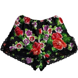 Vintage 1990’s Victoria’s Secret Gold Label Black Floral High Slit Shorts Small